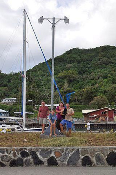 Cross              Family on Samoa - Tsunami Suvivors